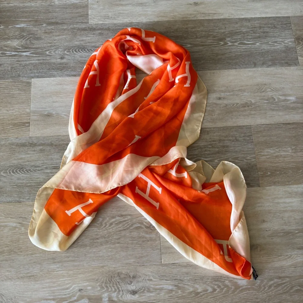 Hermes 100% silk